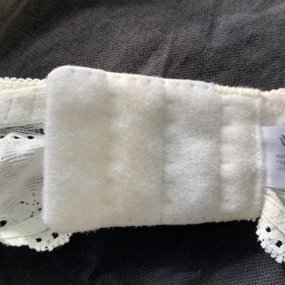 Wacoal Halo Lace wire-free bralette sz 40 Ivory - Picture 7 of 8